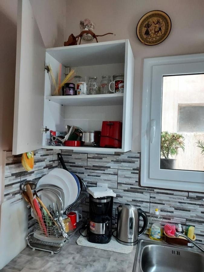 7 Stars Near Metro Apartment Athens Luaran gambar