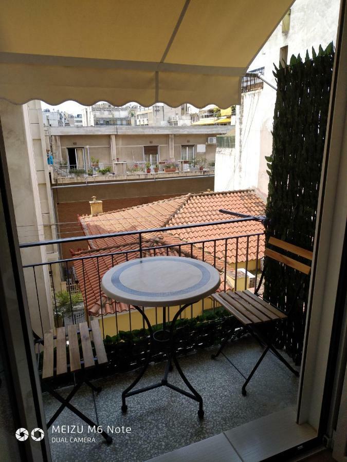 7 Stars Near Metro Apartment Athens Luaran gambar