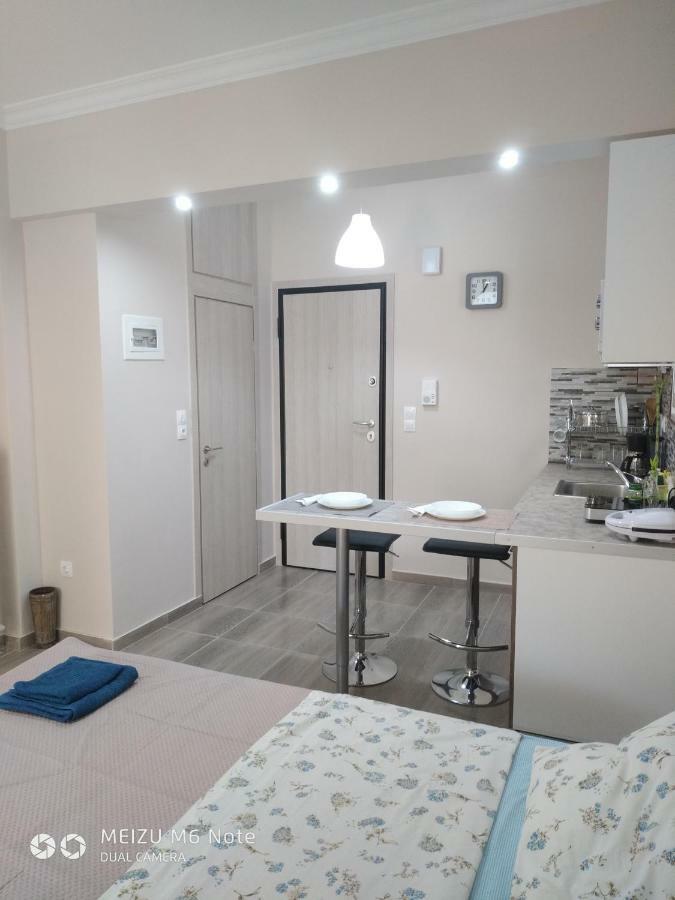 7 Stars Near Metro Apartment Athens Luaran gambar