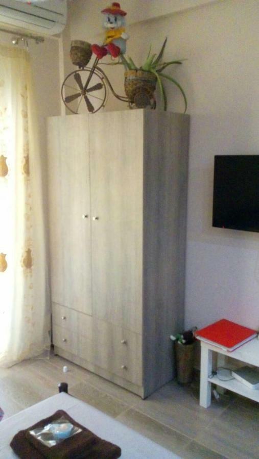 7 Stars Near Metro Apartment Athens Luaran gambar
