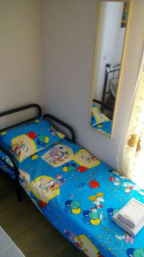 7 Stars Near Metro Apartment Athens Luaran gambar