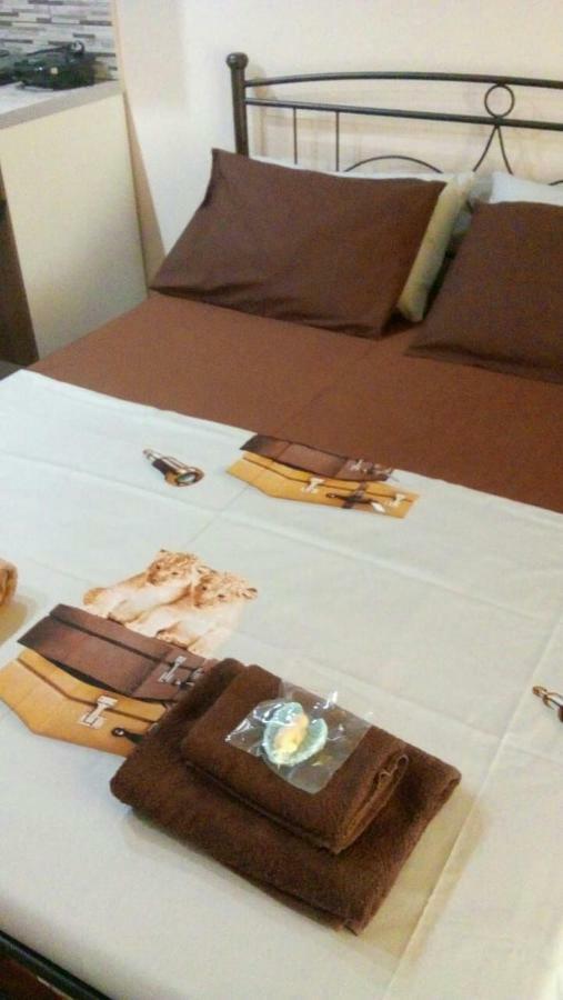 7 Stars Near Metro Apartment Athens Luaran gambar