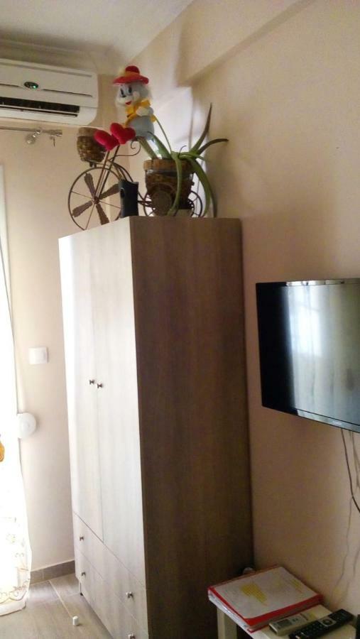 7 Stars Near Metro Apartment Athens Luaran gambar