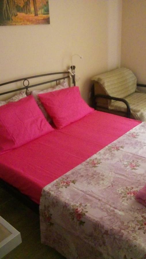 7 Stars Near Metro Apartment Athens Luaran gambar